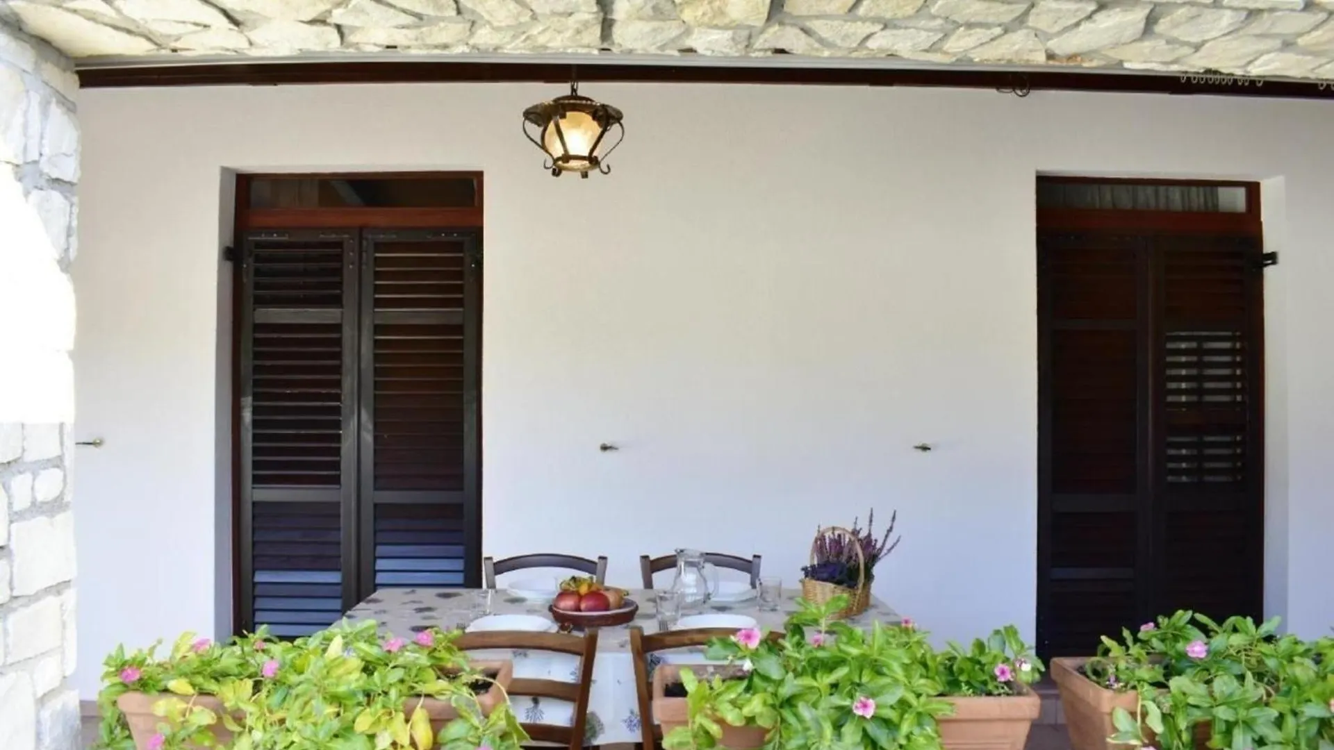 Dom wakacyjny Schoenes Ferienhaus In Zambratija Mit Terrasse Und Nah Am Strand Chorwacja